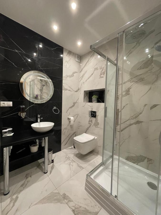Typton Hotel&Spa Medzilaborce Bagian luar foto