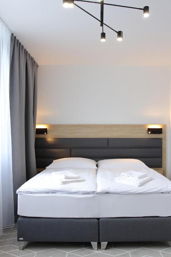 Typton Hotel&Spa Medzilaborce Bagian luar foto